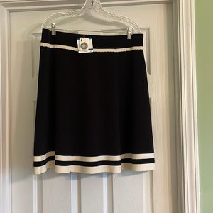 Anne Klein black knit skirt -Sz XL-new